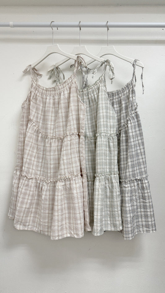 【SALE】不規則ruffle邊格紋綁帶外搭丨綠