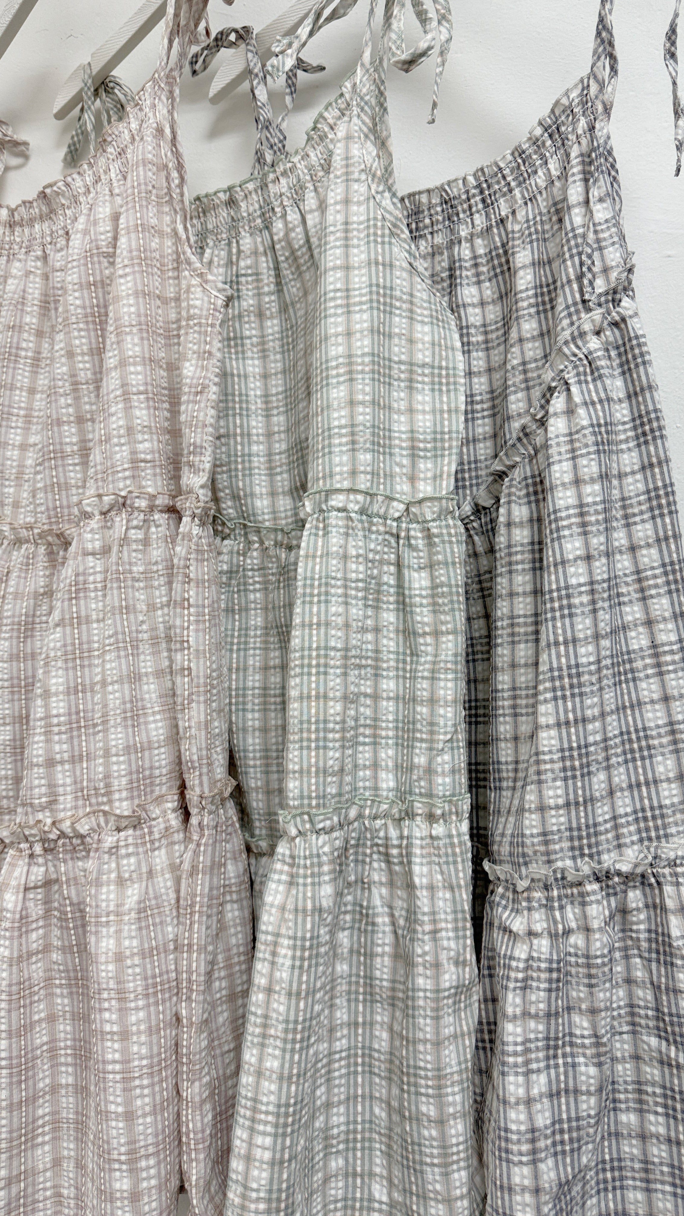 【SALE】不規則ruffle邊格紋綁帶外搭丨綠