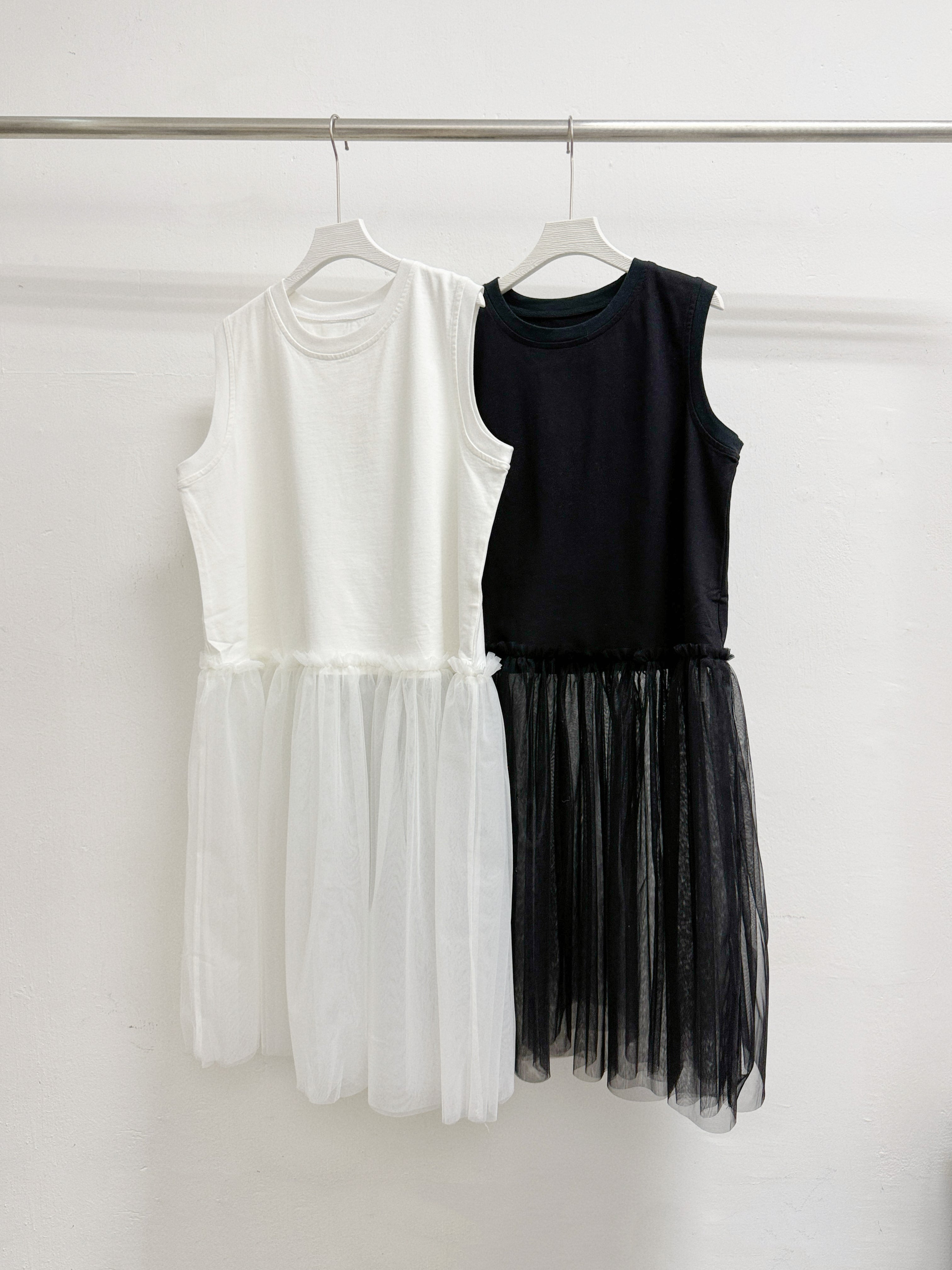 下擺拼紗圓領背心丨2 col