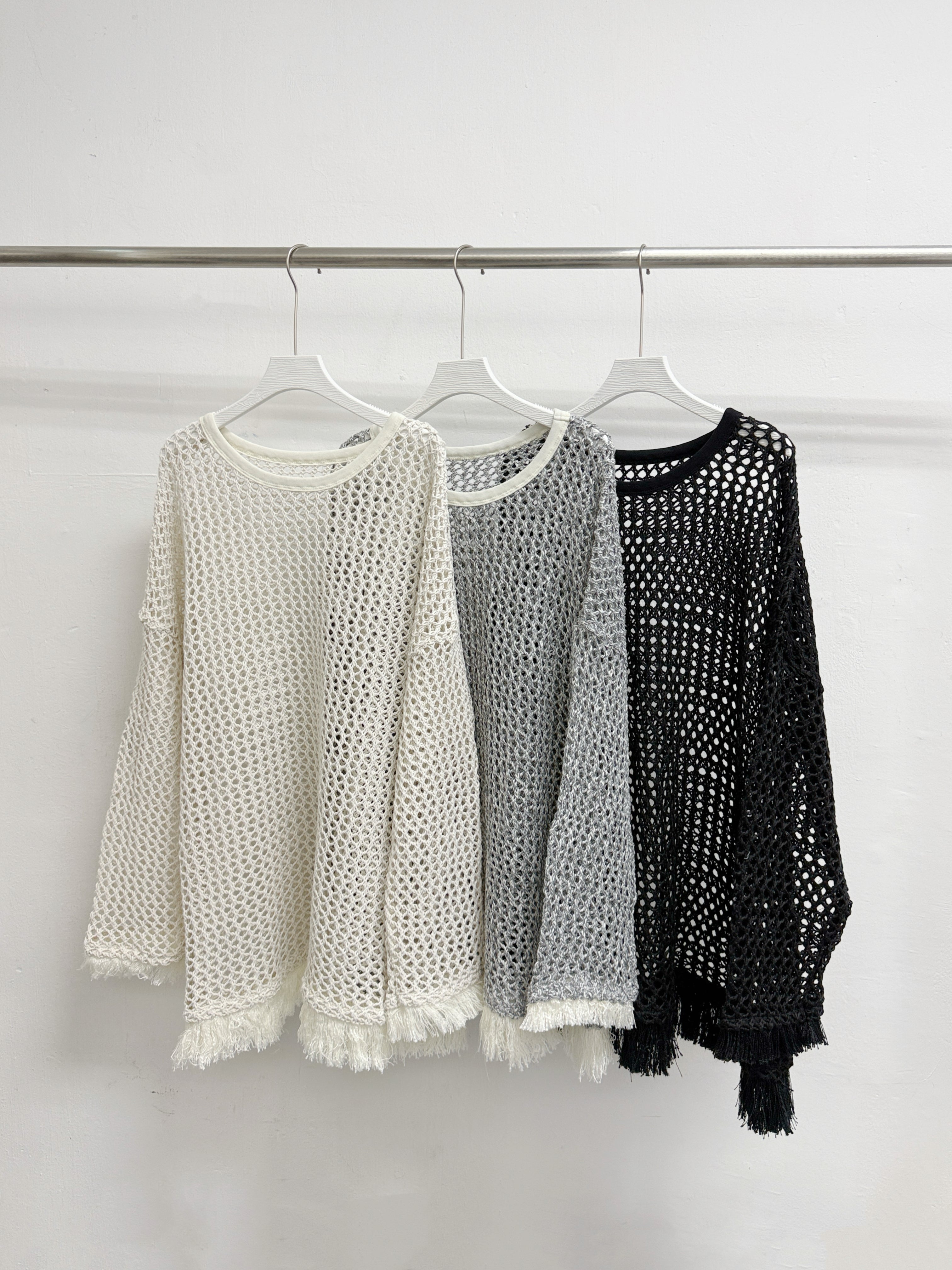【新品優惠】下擺流蘇網網針織上衣丨3 col