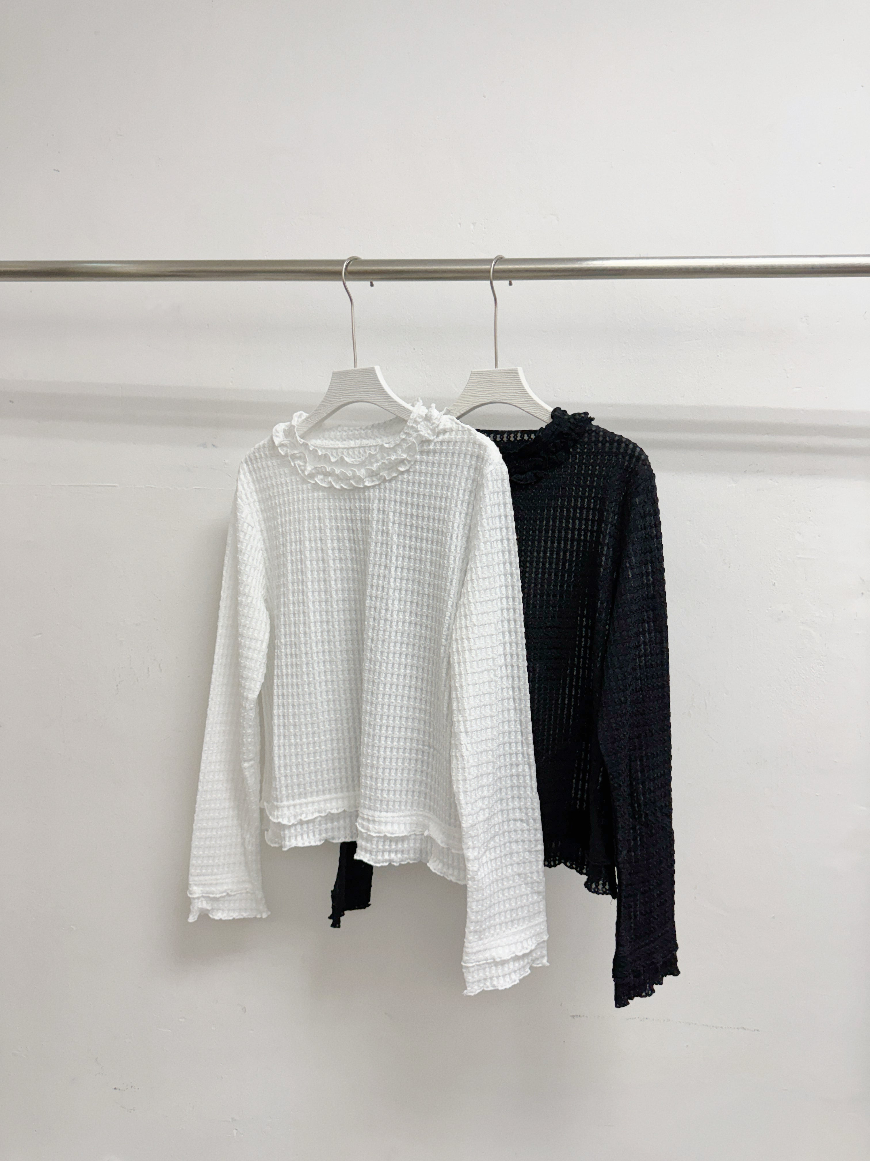 【新品優惠】花邊領皺皺格紋top丨2 col