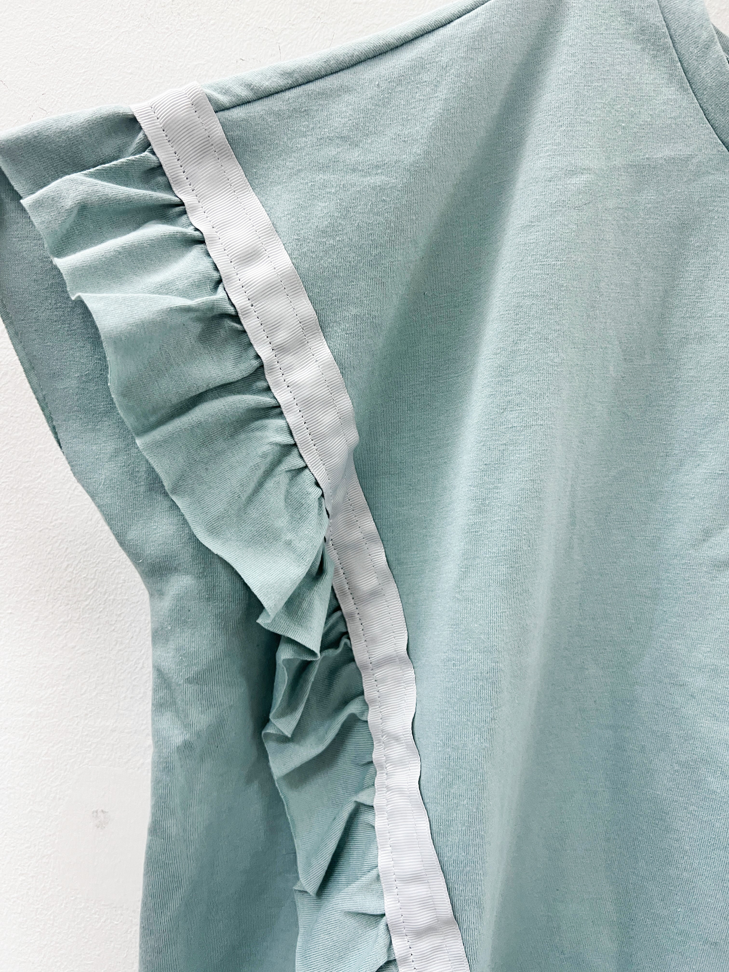 【SALE】荷葉袖top