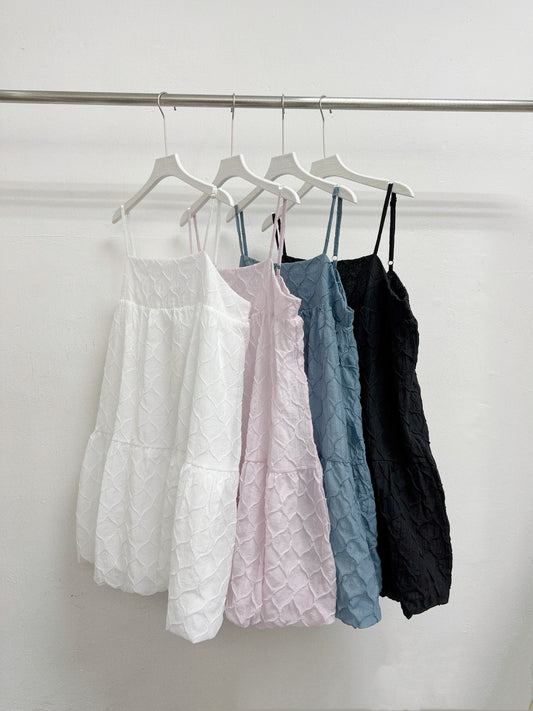 【新品優惠】暗紋泡泡中長ops/外搭丨4 col