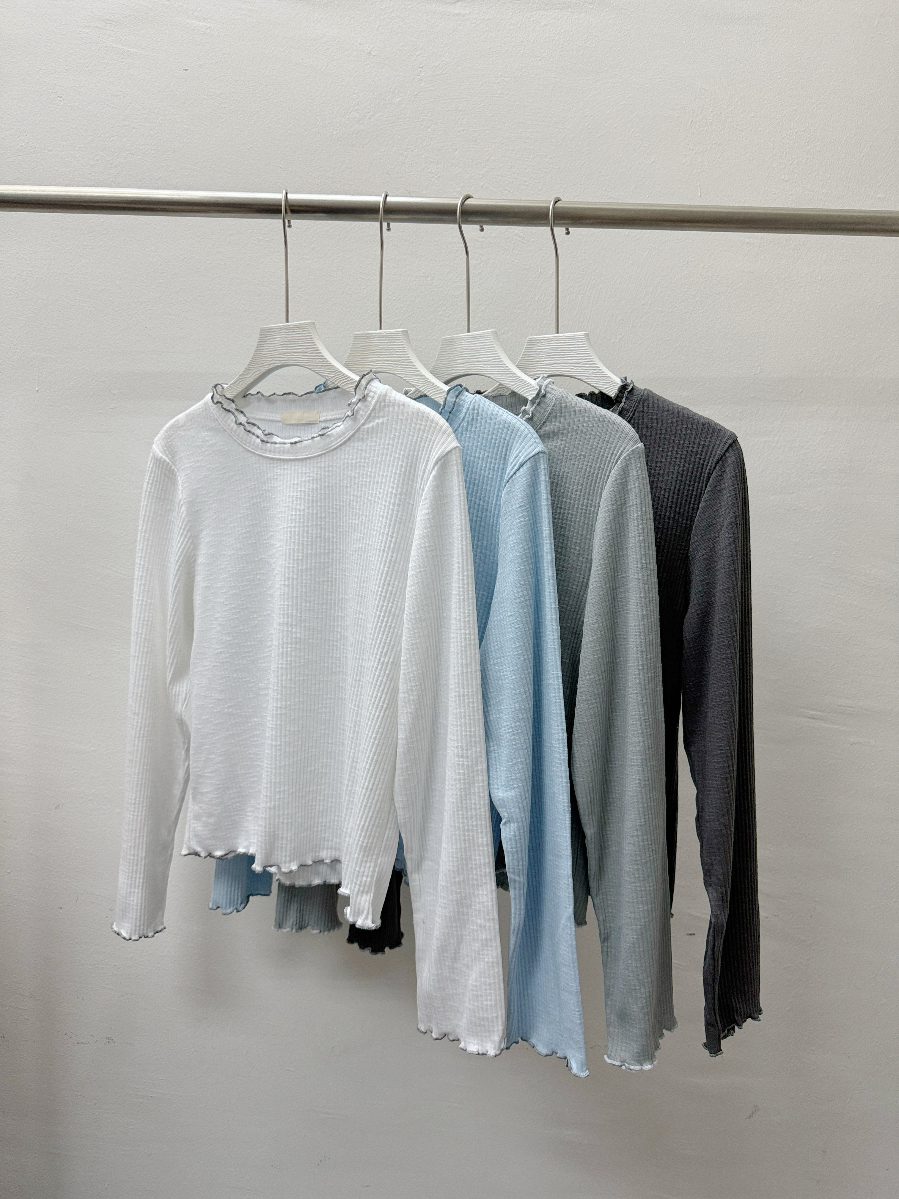 【SALE】雙ruffle領坑紋打底top丨深灰